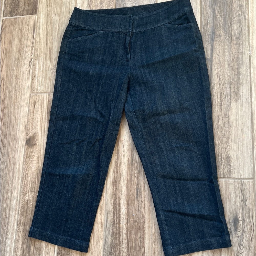 Dana Buchman Dark Denim Capri Jeans size 12